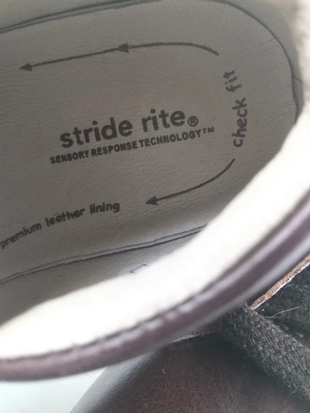 Stride Rite SRT Elliot Walker Trainer Shoes Size 6.5 Brown Leather Lace Up